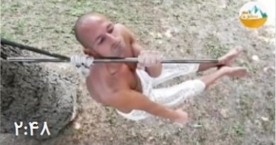 ویدئو چالشی از بارفیکس زدن تنها با یک انگشت (سنگنوردی)