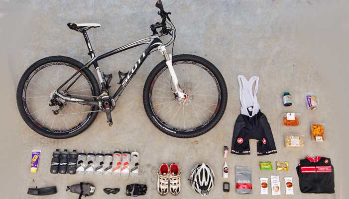 تجهیزات اساسی برای دوچرخه سواری کوهستان