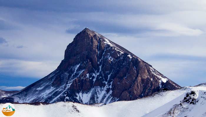 قله آزادکوه 4355 متر را بهتر بشناسیم